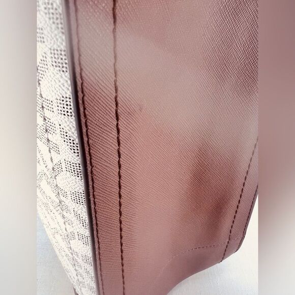 Michael Michael Kors Sylvia Signature Medium Tote - Picture 8 of 11